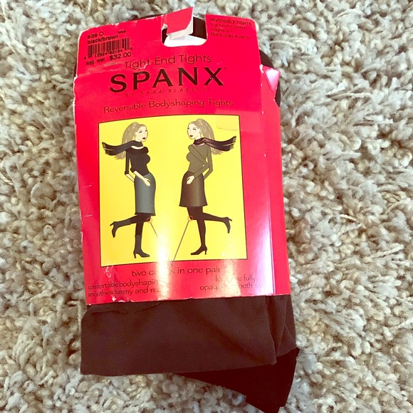 SPANX Accessories - NWT Spanx tight end reversible blk/brown tights D SPANX Accessories - NWT Spanx tight end reversible blk/brown tights D